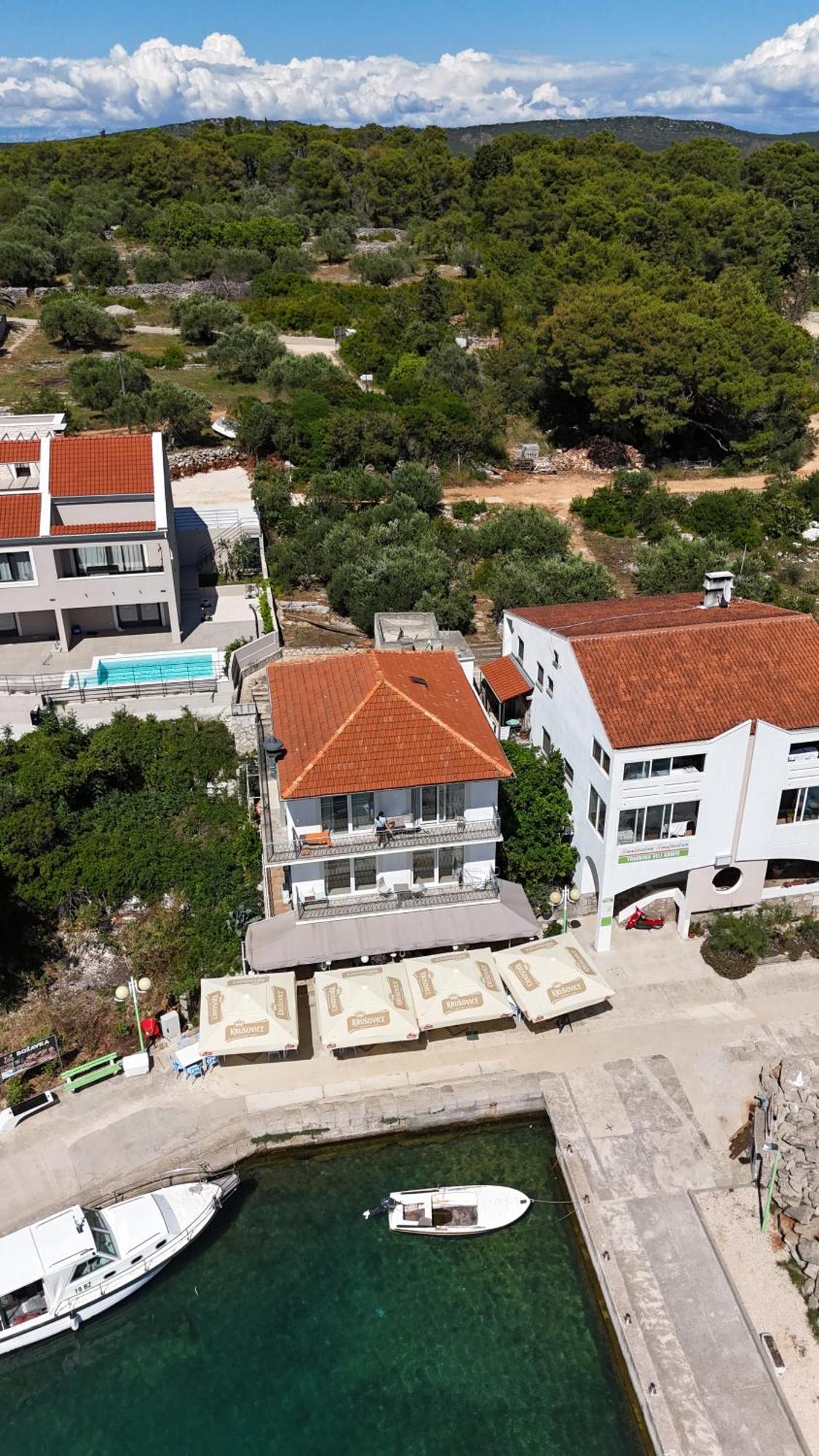 Propela Apartments Božava Esterno foto